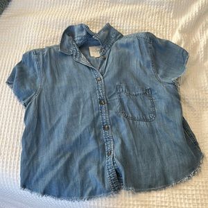 American Eagle cropped denim short sleeve button-up